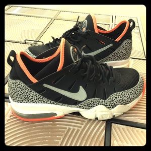 Nike Air Max Men’s Size 10